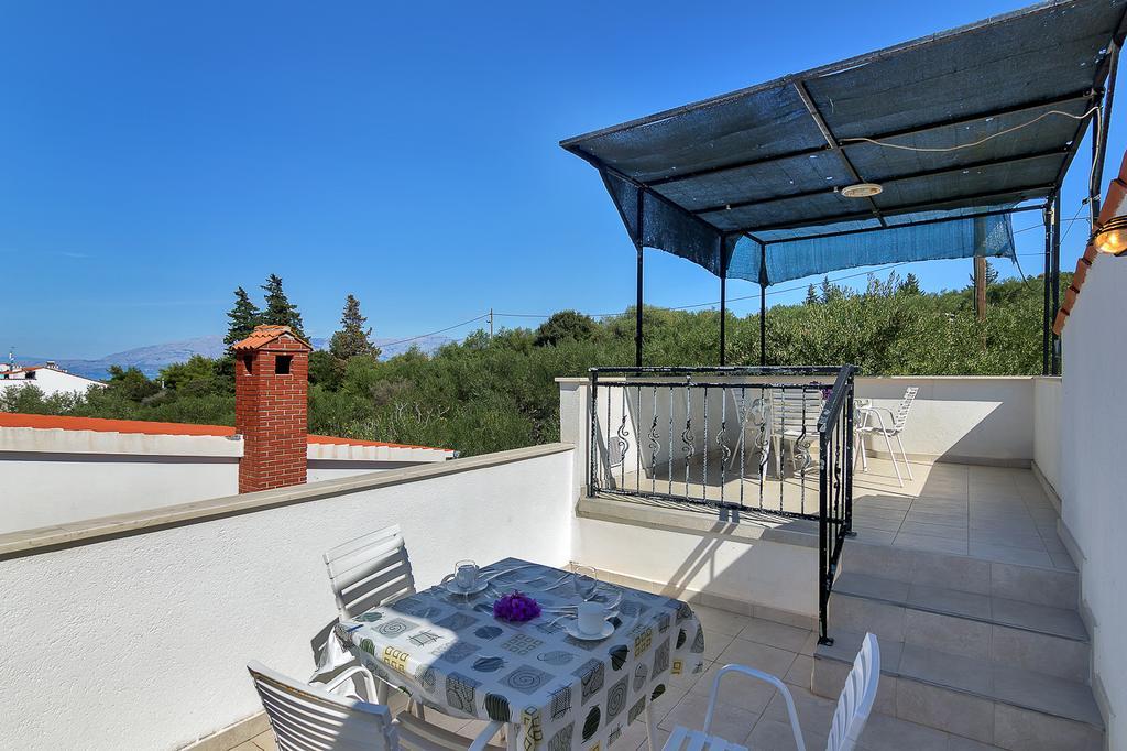 Apartmani Cico Gdinj Екстер'єр фото
