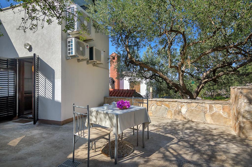 Apartmani Cico Gdinj Екстер'єр фото