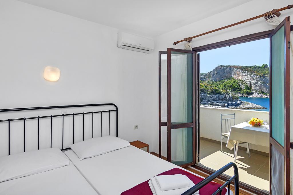 Apartmani Cico Gdinj Екстер'єр фото